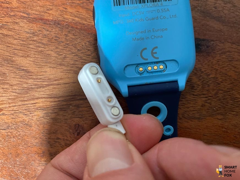 Контакты для загрузки на детских умных часах.